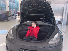 -TESLA 特斯拉(上海太古汇体验店)
