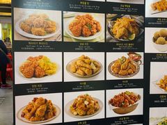 -BHC炸鸡(明洞总店)