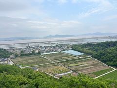 -伍山石窟