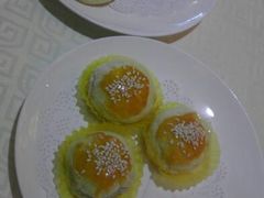 葱油饼和红豆酥-顺峰海鲜酒楼(省府店)