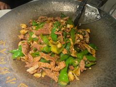 -费大厨辣椒炒肉(高铁吾悦广场店)