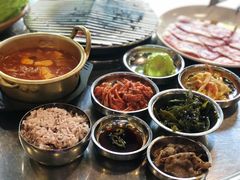-釜山火炉·海鲜烤肉(紫藤路店)