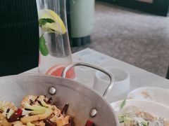 -渔语鱼酸菜鱼新川菜(来福士店)