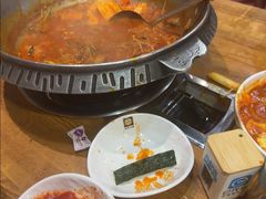 -喇喇排骨火锅·传统韩式脊骨汤(望京西园总店)