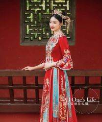 -衣贝姿婚纱礼服馆