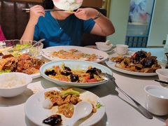 -聚友斋(陶瓷琉璃馆水晶街店)