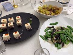 -品海楼·大连海胆锅贴馆(东港店)