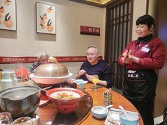 -魏铭鱼头捞饭(晋阳路店)