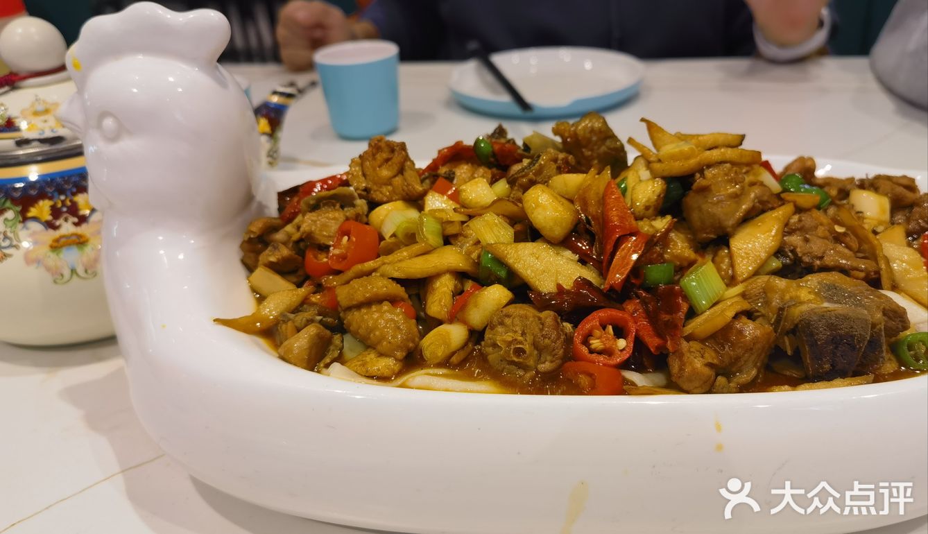龙潭湖公园周边吃一圈，最后码住的店！
