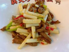 藕尖炒牛柳-维园港式茶餐厅(龙岗盛平店)