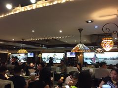 大堂-大头虾越式风味餐厅(光明广场店)