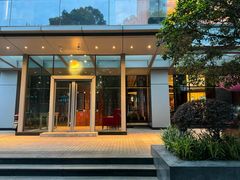 -龙虾酒吧扒房(宁波香格里拉店)