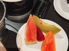 -钱小奴海鲜自助黑金店(杭州滨江龙湖店)