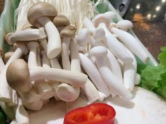 -顶顶汤火牛排火锅·经典铜锅涮肉