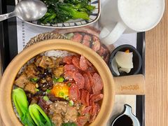-煲仔皇腊味煲仔饭(经四万达店)