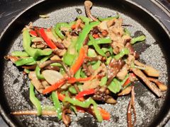 清炒鸡纵菌-芸鲜季·云南野生菌餐厅· 云南风物味研社(闵行店)
