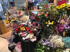 -谷莠子花艺·气球派对·绿植造景·花艺沙龙(金光华广场店)