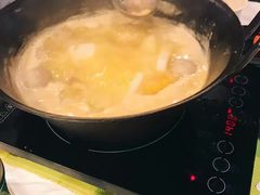 -鲜入围煮花胶鸡海鲜火锅
