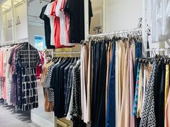 -Max Mara(王府井奥莱·香江小镇店)