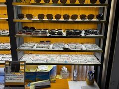 -优医视平价眼镜蔡司依视路折扣工厂店(十里堡店)