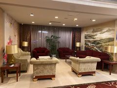 -锦龙国际酒店(天津奥体中心华苑地铁站店)