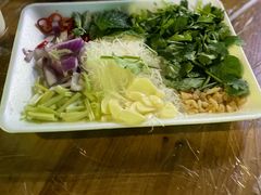 -官塘陈记鱼生·潮汕砂锅粥·牛肉火锅(潮枫路总店)