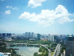 -黄金海景大酒店-旋转餐厅