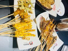 -串王阿三烧烤·小龙虾·烤鱼(拱墅胜利河美食街店)