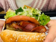 -The Habit Burger Grill 哈比特汉堡(世博店)
