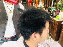 -格图男士理发馆