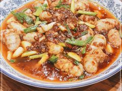 -龙大哥辣子鸡(亚太中心店)