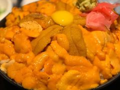 三色海胆饭-魔丼屋(日月光店)