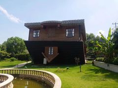 -金山农民画村-枫泾波兰倒置屋