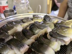 -围炉肉舍•炭烤活鳗•丹东海鲜烤肉(步行街店)