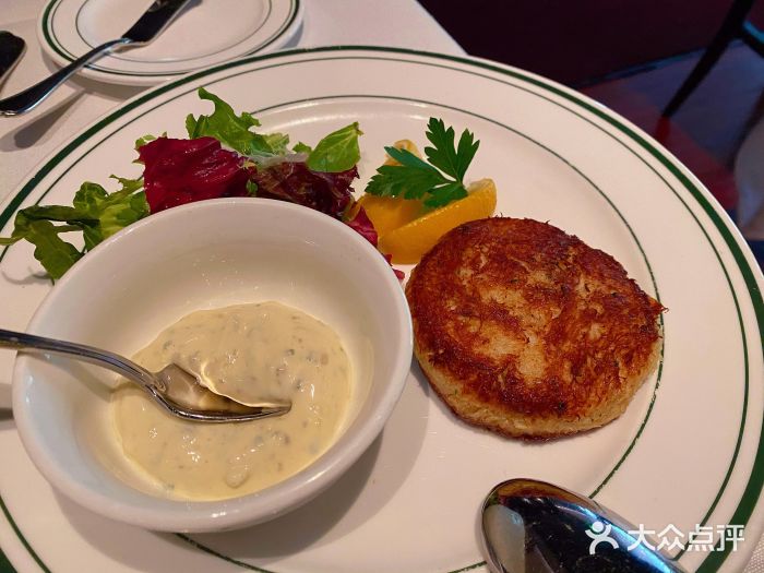 Wolfgang’s Steakhouse 沃夫冈牛排馆(上海白玉兰广场店)招牌蟹肉饼图片