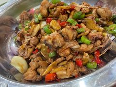 -湖南人家湘菜馆(镇江路店)