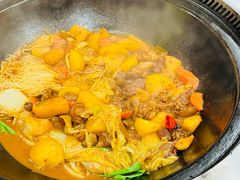 -万里闯关东铁锅炖菜馆(高新旗舰店)