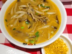 蘑菇汤莜面鱼鱼-西贝(宁波天一国购店)