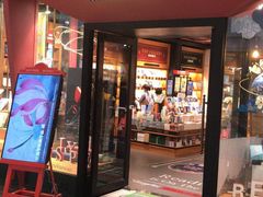 -西西弗书店&矢量咖啡(凯德晶萃广场店)