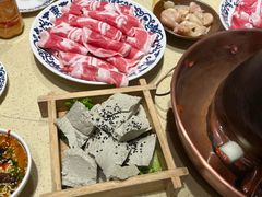 -东镇老火锅(长春路首店)