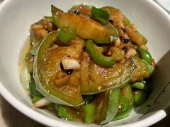 -佬麻雀·新湘菜(东方宝泰店)