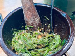 皮蛋青椒擂茄子-费大厨辣椒炒肉(皇庭广场店)