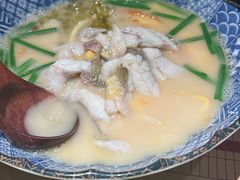 -荣家黄鱼面(前滩太古里店)