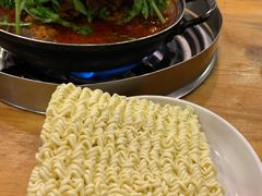 -喇喇排骨火锅·传统韩式脊骨汤(望京西园总店)