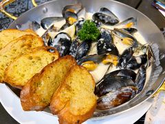 白葡萄酒柠檬烩海虹-TIAGO HOME KITCHEN(朝阳大悦城店)