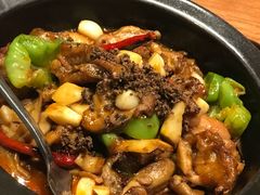 -云海肴·汽锅鸡·云南菜(天山百盛优客店)