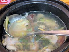 -紫金客家菜·石锅猪肚鸡(十年店)