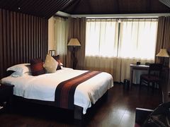 -三亚亚龙湾五号度假别墅酒店