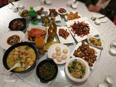 -金蝉食府(维吉奥广场店)