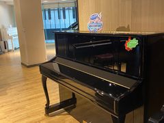 -柏斯音乐艺术中心·钢琴·吉他(上音店)
